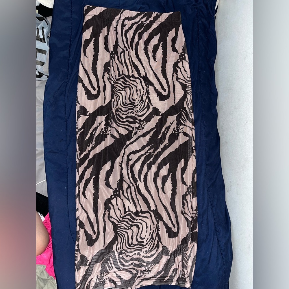 Printed maxi length skirt
